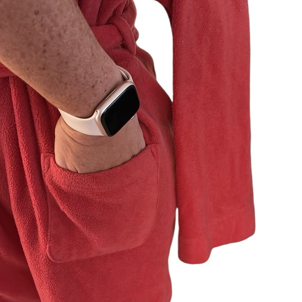Short Dark Pink Robe - Picture 3 of 5